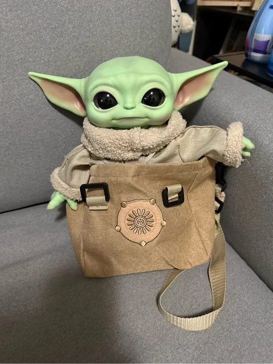 Star Wars The Child Grogu Plush Doll with Satchel The Mandalorian Baby Yoda
