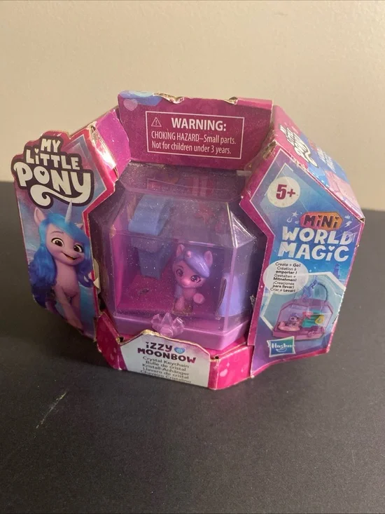 My Little Pony Mini World Magic Crystal Keychain Izzy Moonbow Toy Ages 5+ Unit M