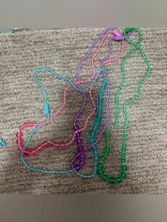 4 Necklaces for Pretty Pretty Princess Game Replacement Parts