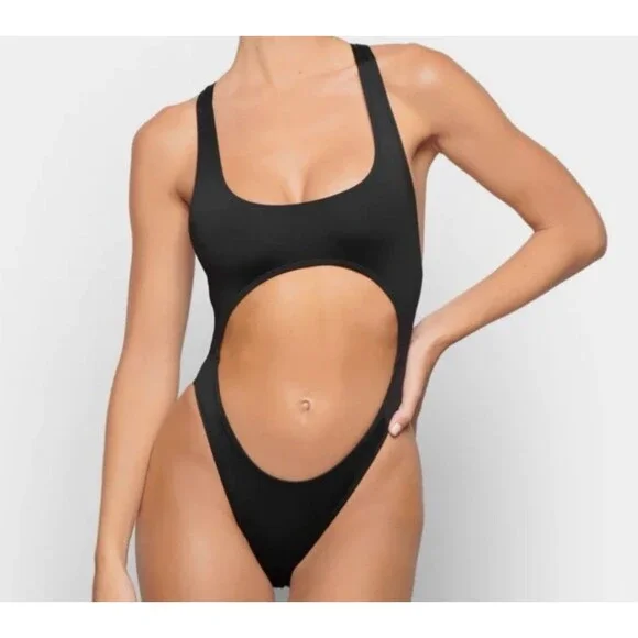 Skims Cut Out Monokini Onyx 2x