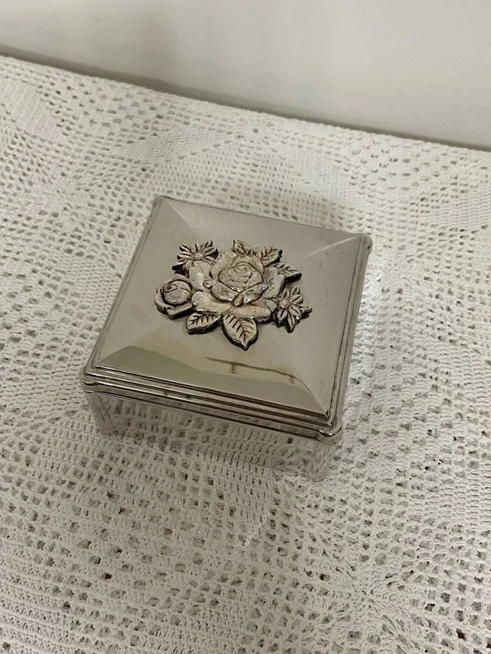 Vintage Silver Plate Rose Trinket Box 3” Floral Jewelry Box Cottagecore Vanity