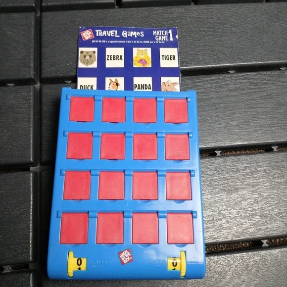 Jack in The Box Kids Meal TRAVEL GAMES Toys 2000 Match‎ Game 1, 2 - ZC