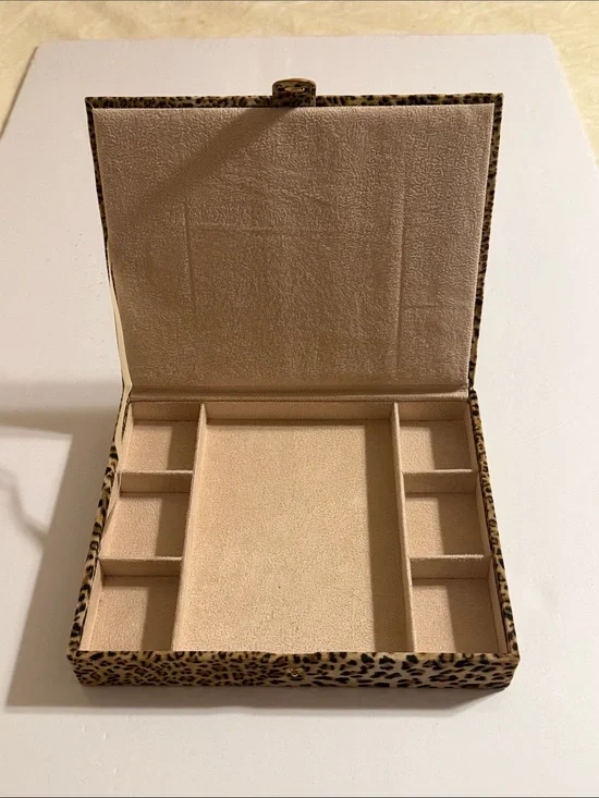 Reed & Barton Leopard Print Jewelry Organizer 10x8 NWOT