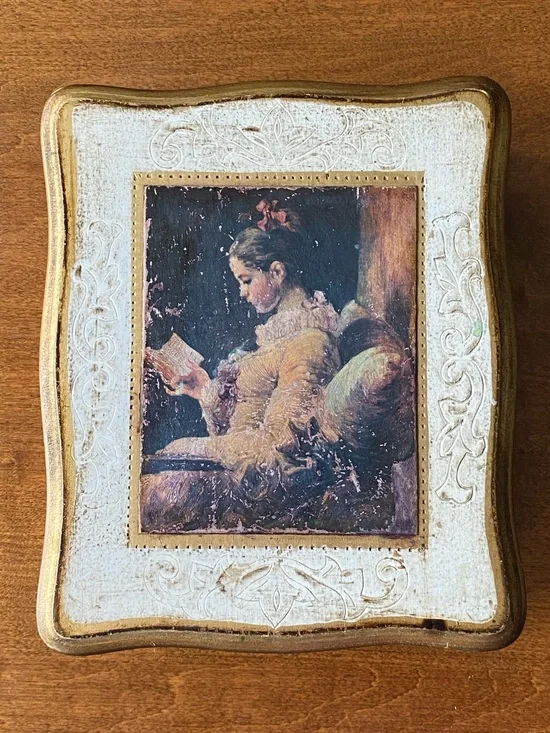 Vintage Mele gold and cream jewelry box