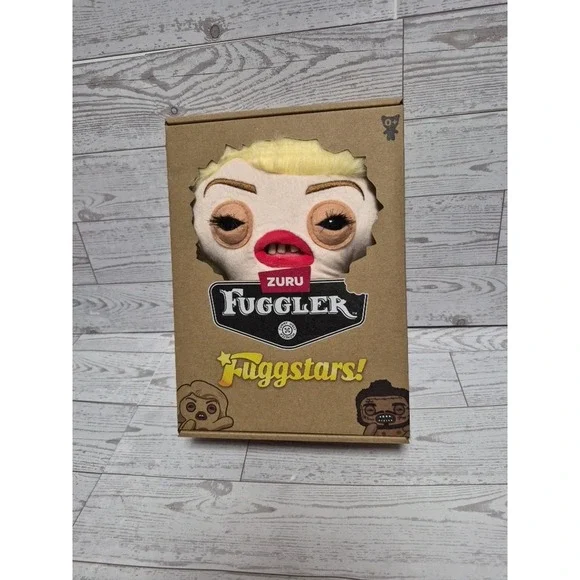 NIB* Taylor Swift Fuggler Fuggstars 9