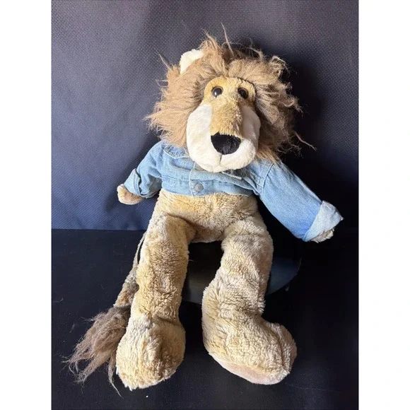 Macy's 1994 Vintage Bullocks Rowland Plush Lion Hand Puppet w/ Denim Jacket 25