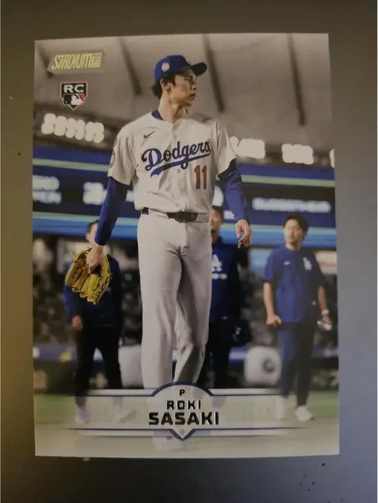 Roki Sasaki 2025 Topps Stadium Club Rookie RC #187 Los Angeles Dodgers