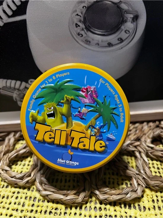 Blue Orange Tell Tale Kids Trading Card Game - Yellow and Blue Tin