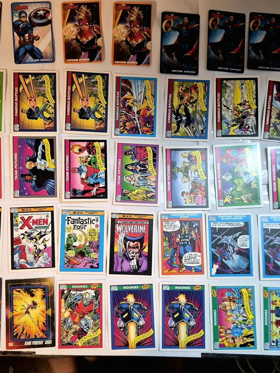 Marvel Marvel Comics Super Heroes Trading Card Collection