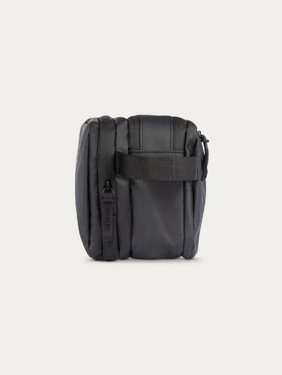 Gravel 🧭 Explorer MAX Toiletry Bag