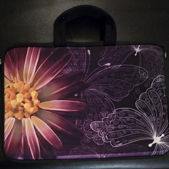 Laptap Computer Zip Bag Purple Butterfly