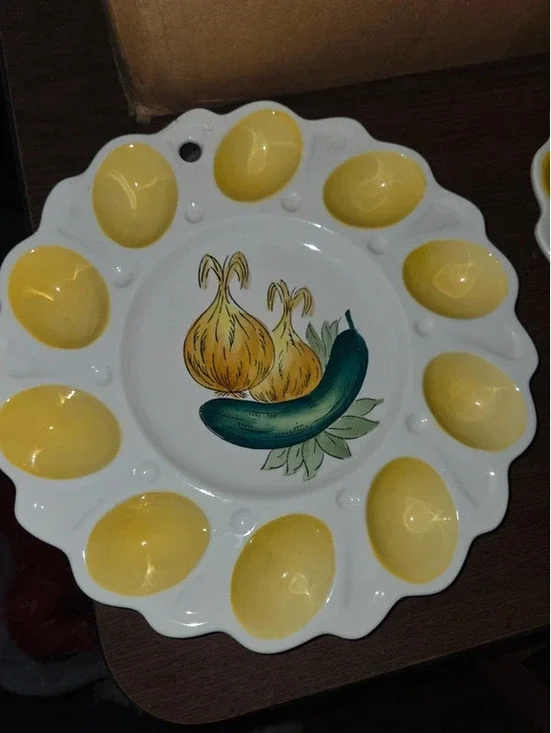 Deviled egg platter for 10