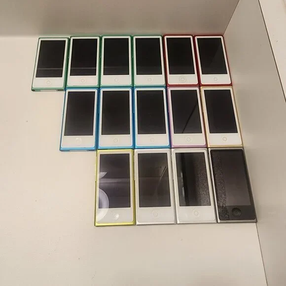 Apple iPod Nano 7th Generation 16GB Bluetooth MP3 Music Player 1 Year warranty