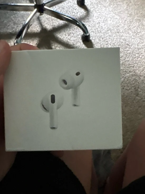 Apple White Earbud Headphones - Wireless In-Ear Earbuds
