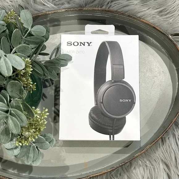 Sony MDR-ZX110 Quick‎ Folding Style, Tangle-Free Cable- Black NEW