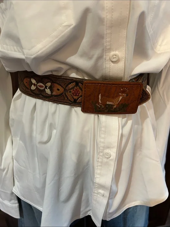 1970’s Mexican Hand-Tooled Brown Leather Belt Sz 27 Deer Motif