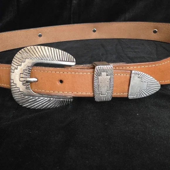 VTG Cowboy Legends Collection Tan Leather Western Concho Belt Aztec Buckle 36