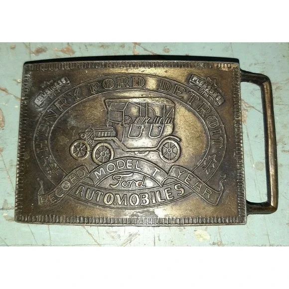 VINTAGE‎ HENRY FORD DETROIT MODEL T AUTOMOBILES BRASS BELT BUCKLE
