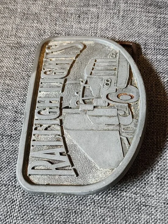Vintage Raleigh Lights Semi Truck Big Rig Trucker Silver Metal Belt Buckle