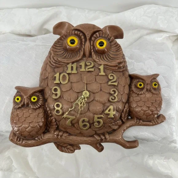 Vintage Ceramic Owl Family Wall Clock Exc Rustic Woodland Decor Retro MCM Kitsch