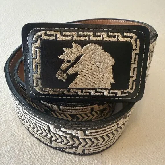 YAC Leather & Silk Design Embroidered Horse Belt Black White Size 34 Mexico