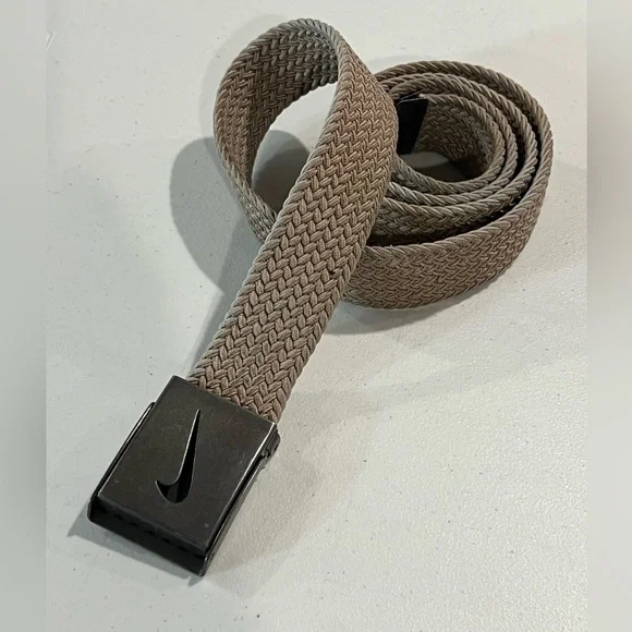 Nike Golf Braided Textured Golf Belt Buckle Country Club Size Large (36W)