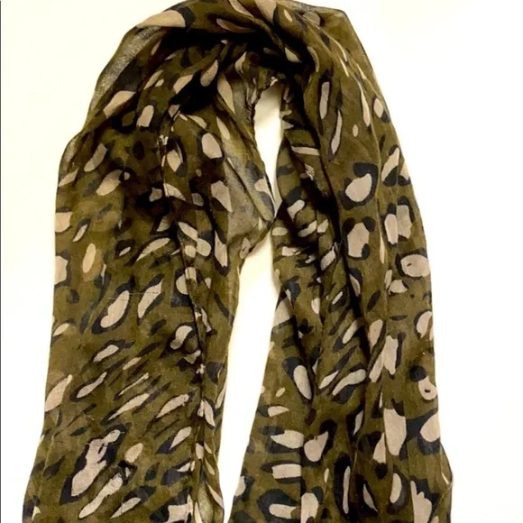 2bebe green scarf