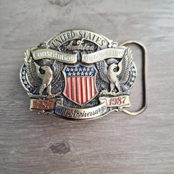 Vintage Brass Belt Buckle USA Commemorative 200 years 1787- 1987
