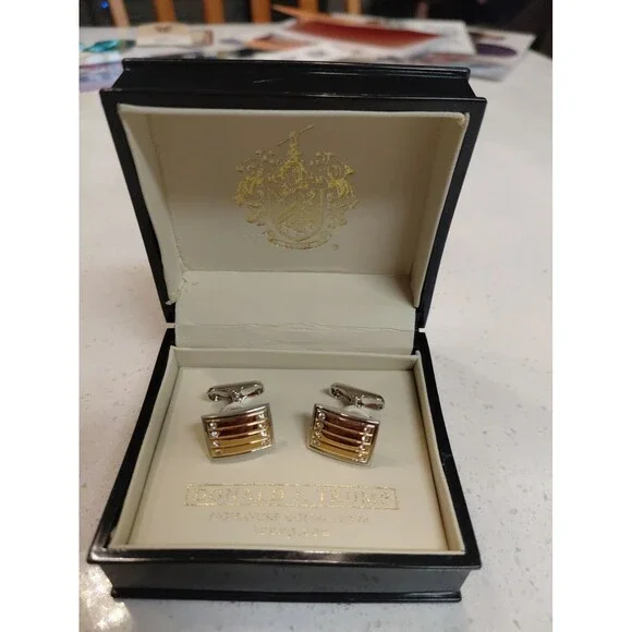 Donald J. Trump Signature Collection Gold Tone Crystal Cufflinks in original box