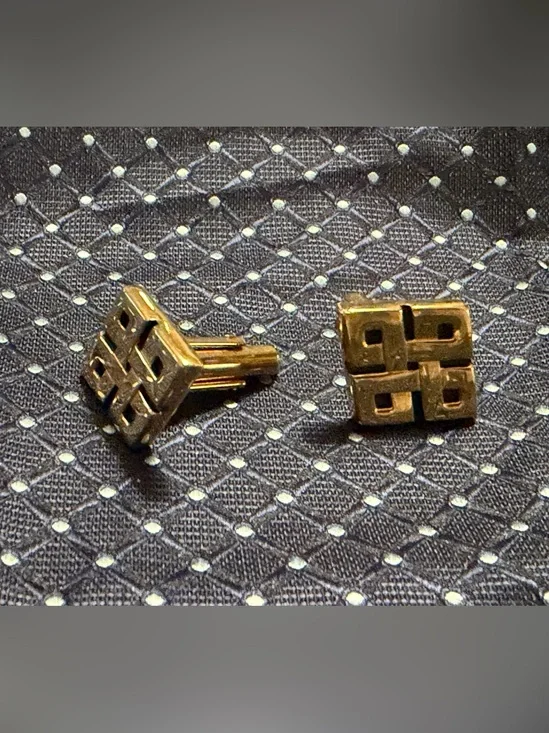 Gold Tone Men's Cufflinks - Classic Geometric Design