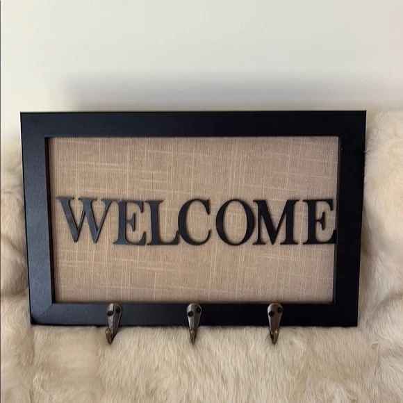 Black Welcome Wall Decor with Hooks