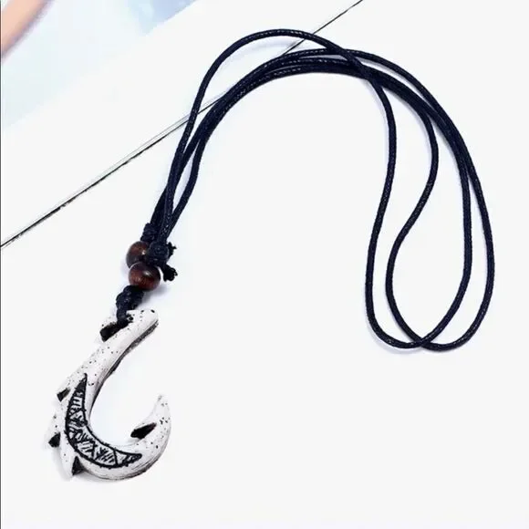 Polynesian Hook Necklace