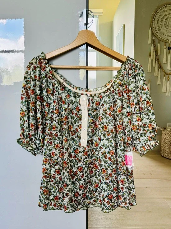 Free People Top Astra Peasant in Daisy Combo Size Small