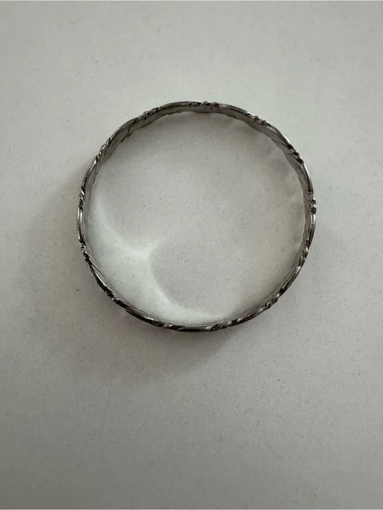 Vintage Sterling Silver Signed 925 Mexico Bangle Bracelet 2-5/8