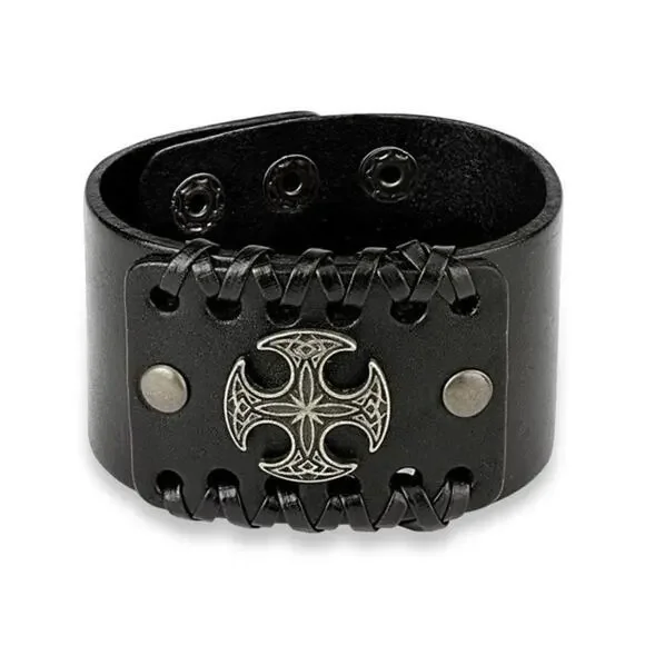 NWOT Round Celtic Cross Center Adjustable Leather‎ Bracelet