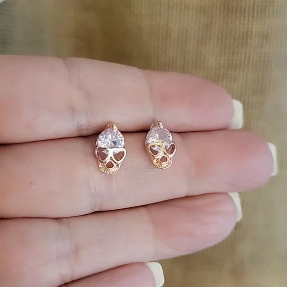 🔥LAST PAIR🔥 CRYSTAL SKULL ROSE GOLD EARRINGS