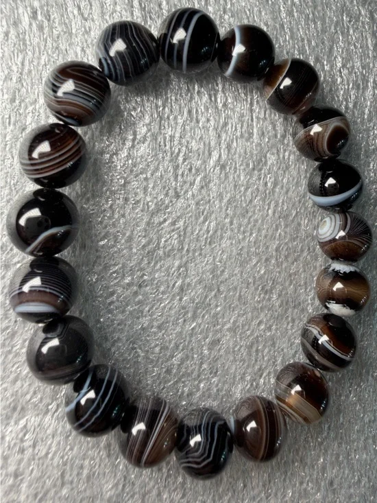 Gorgeous 10MM Black Banded Agate Natural Crystal Bracelet