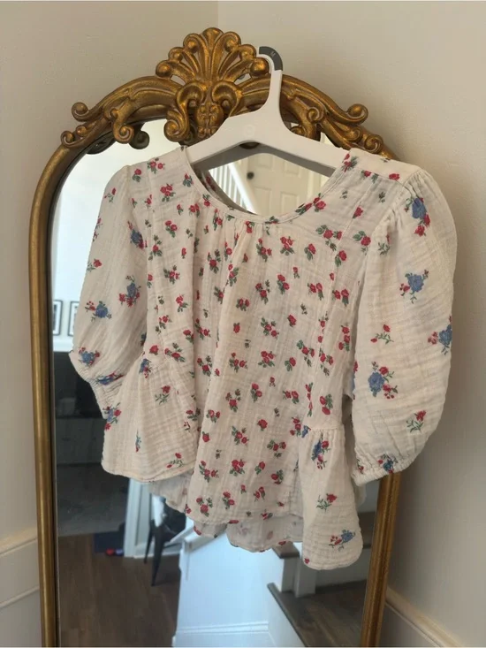 free people floral gauze keyhole back top size xs♡