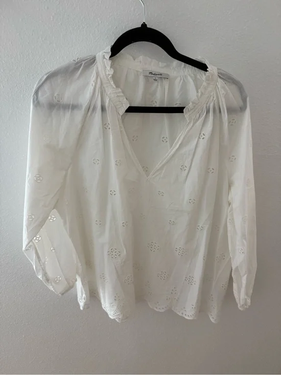Madewell White Eyelet Peasant Top with Ruffle Neck