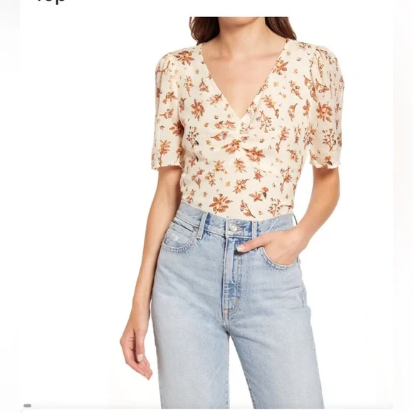 Madewell Cream Floral V-Neck Puff Sleeve Top