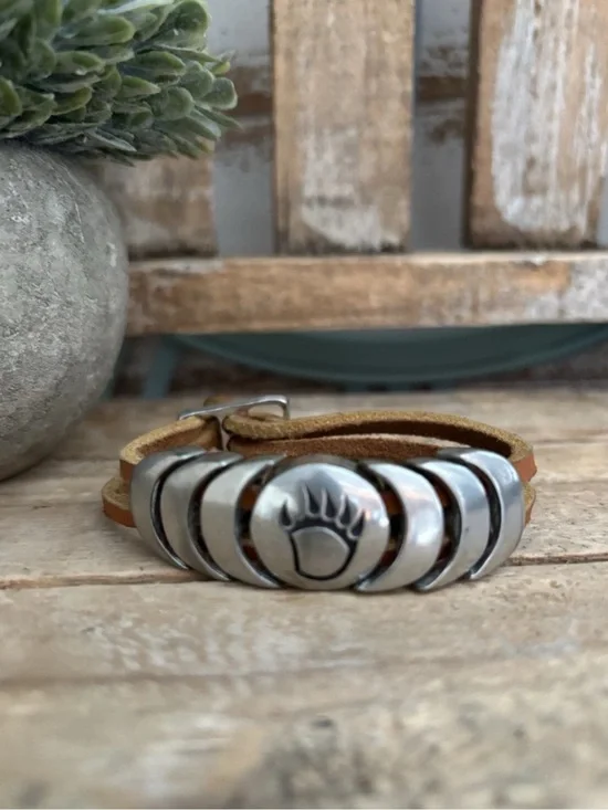 VTG. Genuine Leather Tiger Claw Print Bracelet  (Strength) USA NEW!