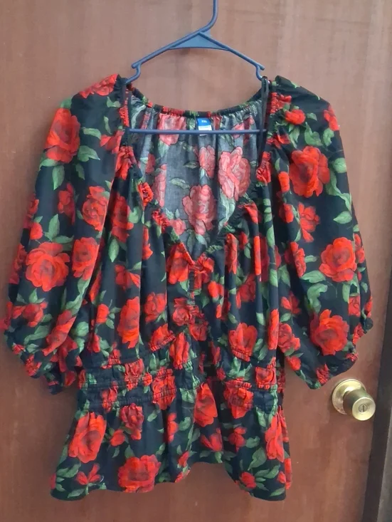 Old Navy Puff-sleeve Smocked Peplum Top