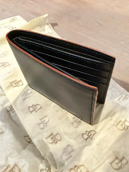 Dooney & Bourke Men’s Black Smooth Leather Bi-Fold Wallet - NEW with Tags