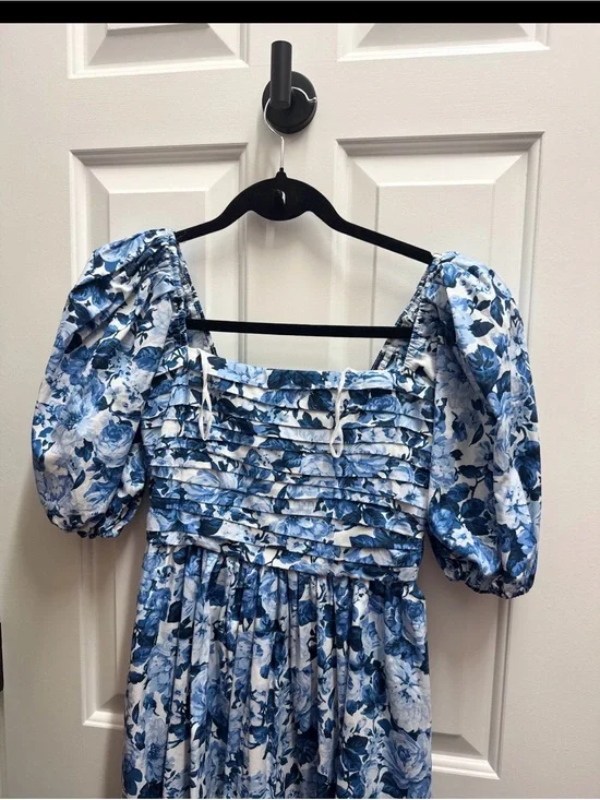 Abercrombie & Fitch Blue Floral Puff-Sleeve Midi Dress