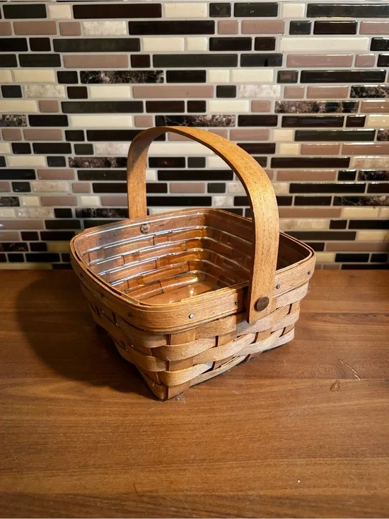 Vintage Longaberger Berry Basket with Handle - Brown