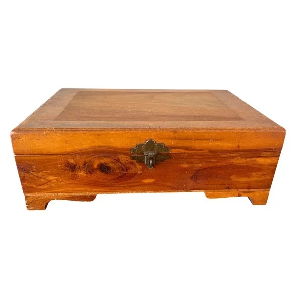 Vintage Cedar Wood Jewelry Keepsake Box Footed Latch Chest Rustic Storage 10.5in