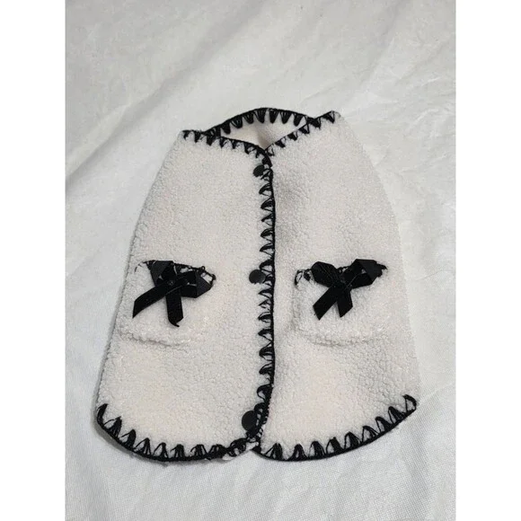 Pet Circle White & Black Trim Dog Fleece Jacket with Snaps Size Small
