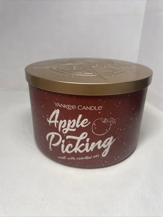 Yankee Candle 3-Wick 18 oz Apple Picking Essential Oils RARE VHTF