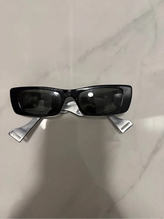 Authentic Gucci Rectangular Black Sunglasses