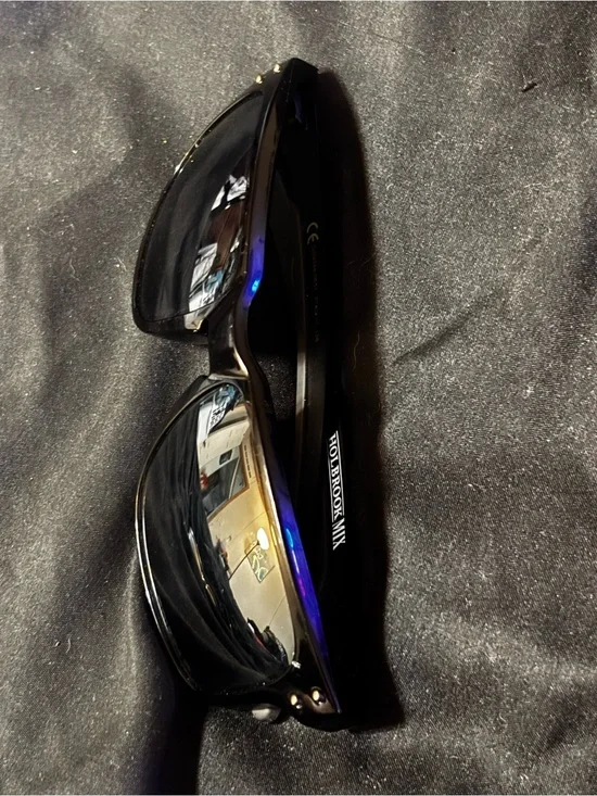 Oakley Black Gloss Wraparound Sunglasses with Dark Mirrored Lenses/ Holbrook mix